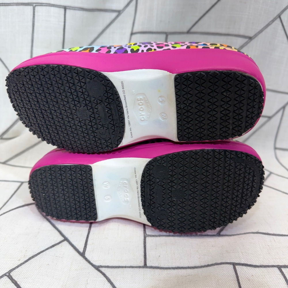 Crocs Lisa Frank Neria Pro II Clog Size 5 Womens Rainbow Leopard Slip Resistant - Picture 9 of 11